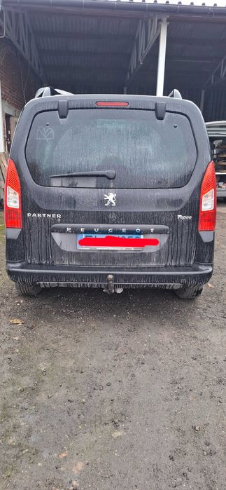 Peugeot partner na części skrzynia biegow fotele lampy itp