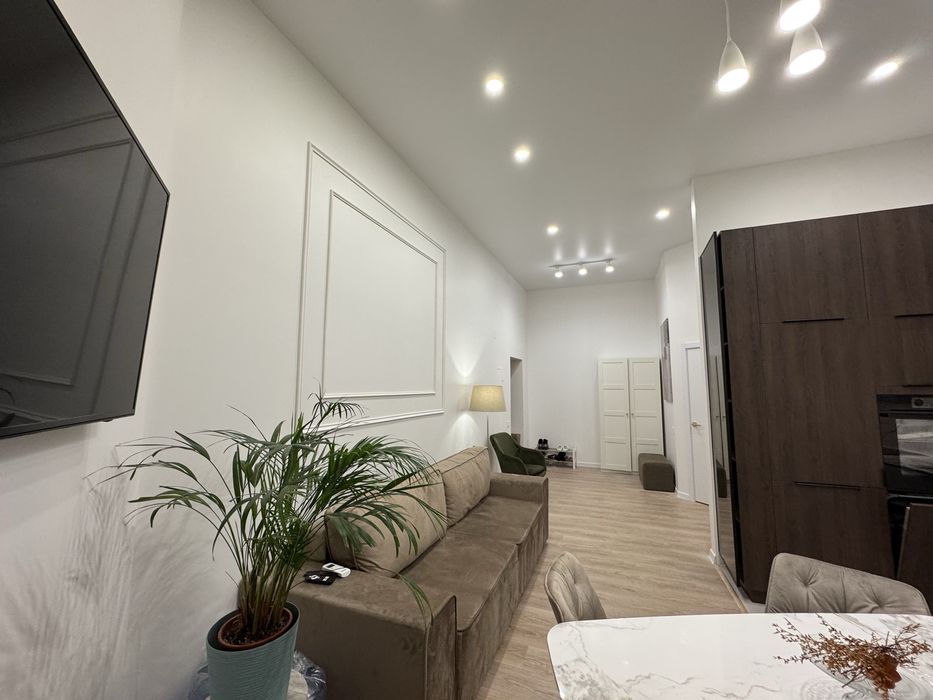 Продаю 3к студію жк Рівʼєра