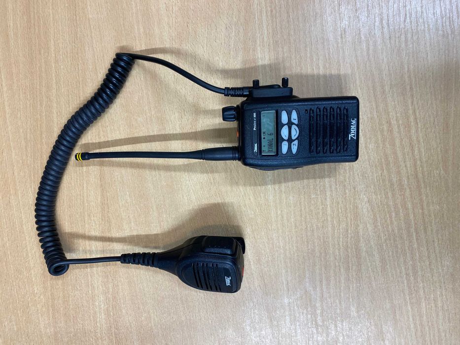 Profesjonalny radiotelefon Zodiac Proline+ 400 UHF + Gruszka