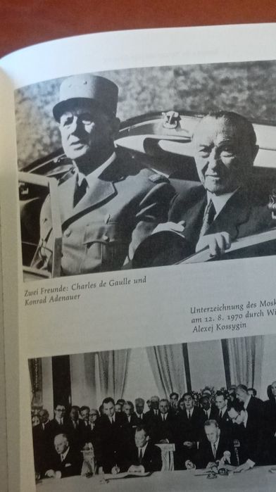 Vendo livros antigos de história alemã - Guerras mundiais