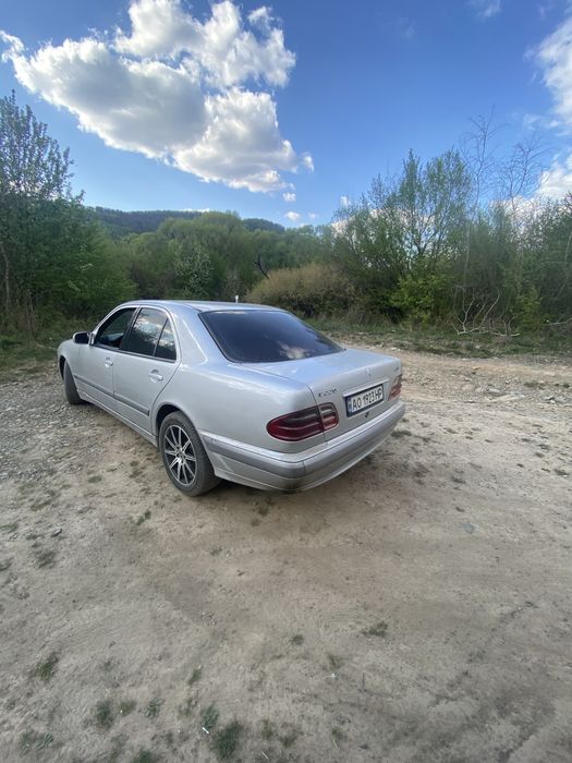 W210 mercedes продам обмін