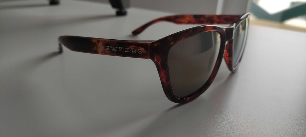 Óculos de sol Hawkers Carey - Vegas Gold One (como novo)