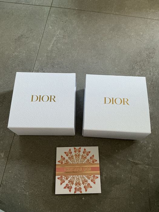 Pudelka ozdobne prezentowe biale Dior