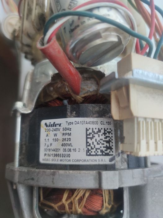 электродвигун Nidec DA107A40E00