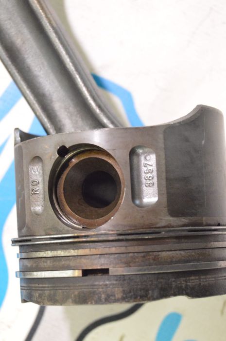 PISTÃO PISTÕES PISTON PISTONS BIELA BIELAS MOTOR OM602982 602982