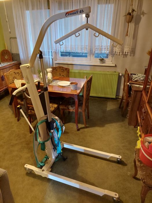 Podnośnik dla osób niepełnosprawnych