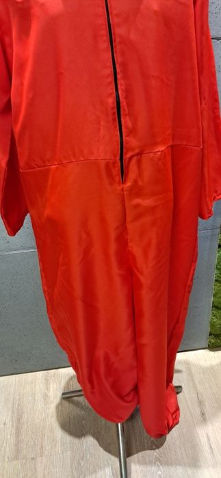 Strój przebranie kostium dom z papieru