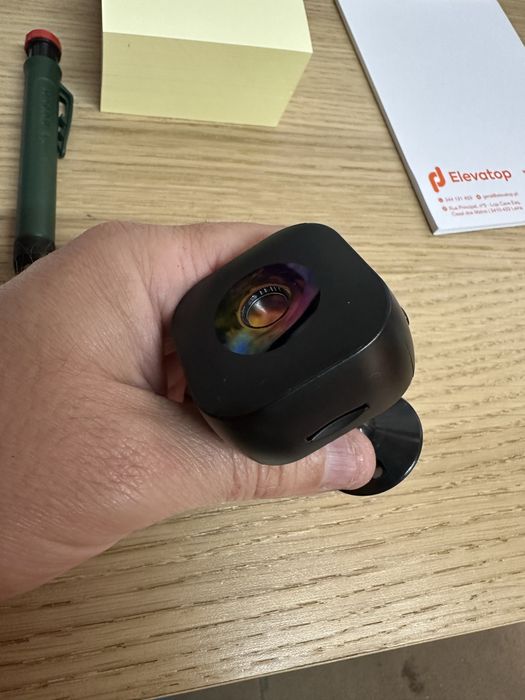 Smart camera com iman