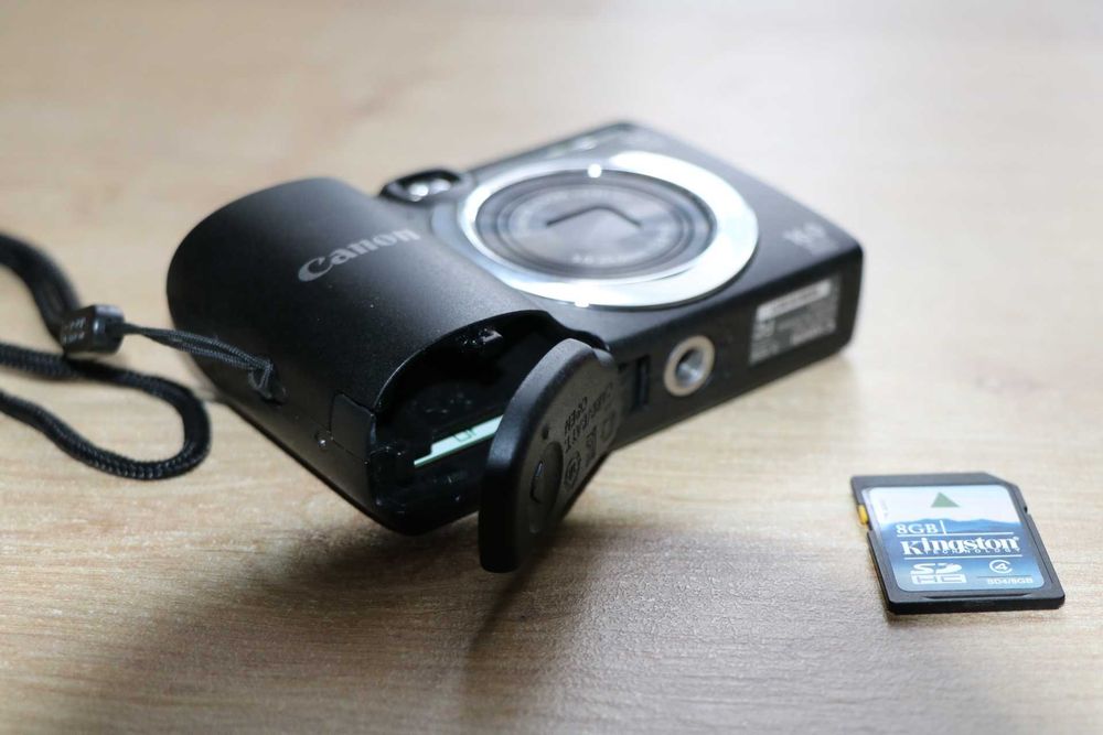 Canon A 1400 16 Mp, SD 8 GB, etui, smycz - stan perfekcyjny 691 plików  - wysyłka.
