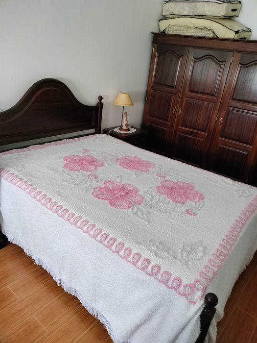 Mobília de quarto de casal mogno - Grátis