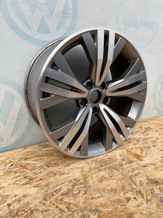 Диск R18 VW Passat B8 Alltrack