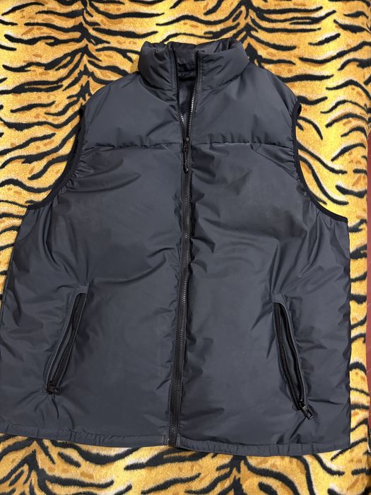 Жилетка пуховая MARK & SPENCER( Англия) XXL-XL