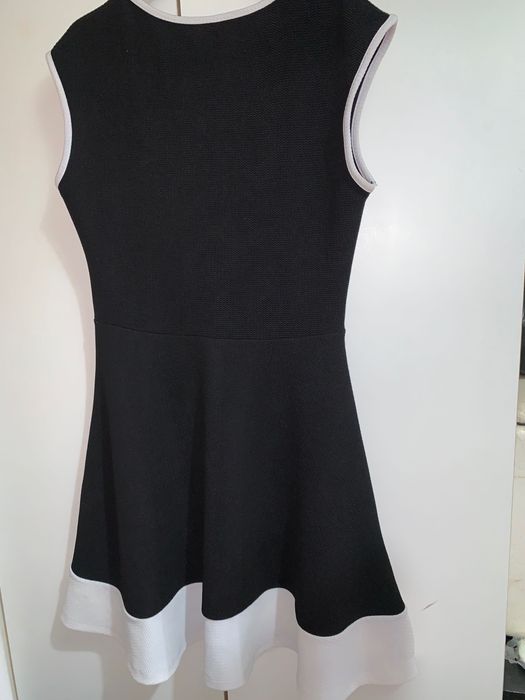 Vestido preto e branco