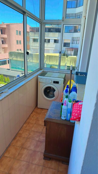 Quarto para arrendar