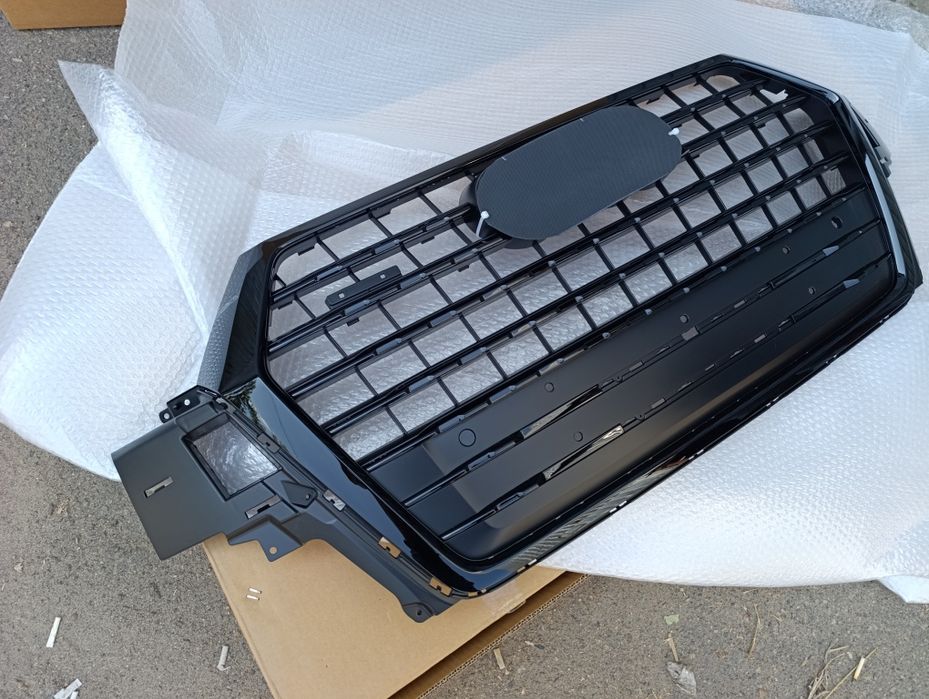 Решетка радиатора Audi Q5 Q7 Q8 Ауди рест дорест