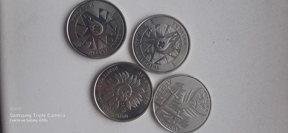 Продам монеты Украины