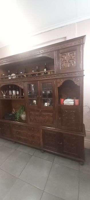 Móvel Castanho de Sala de Estar