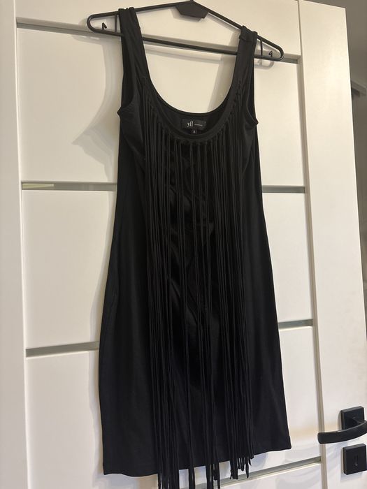 Sukienka czarna mała czarna frędzle z frędzlami S 36