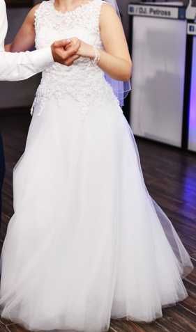 Suknia ślubna rozm 38