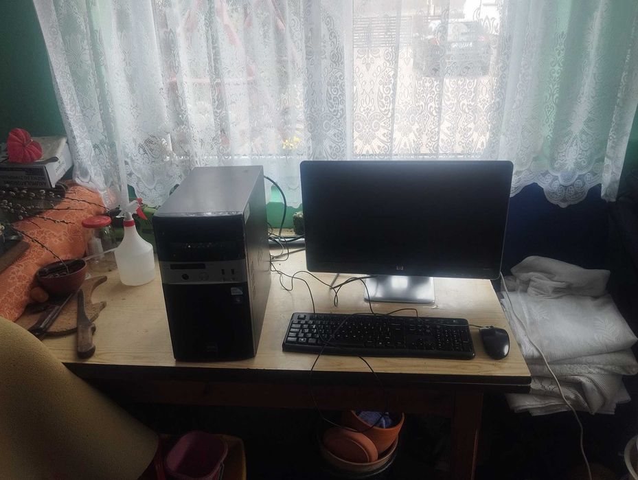 Sprzedam komputer