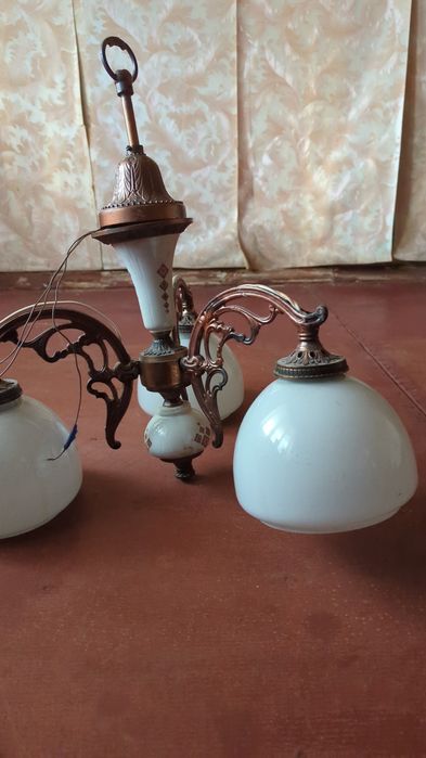 Продам люстру под винтаж