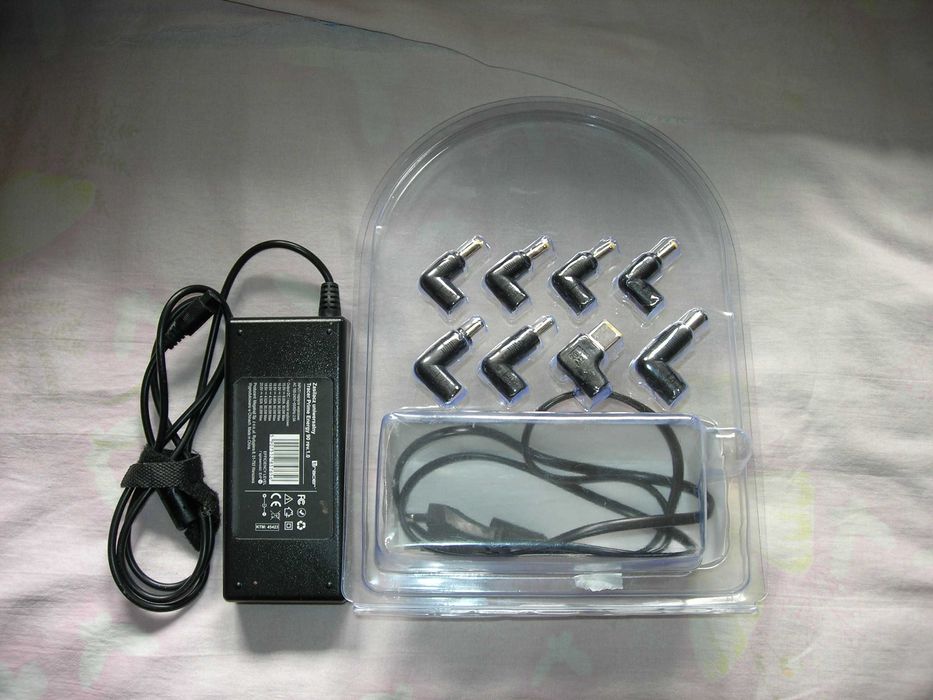 Uniwersalny zasilacz laptopa HP Dell Lenovo