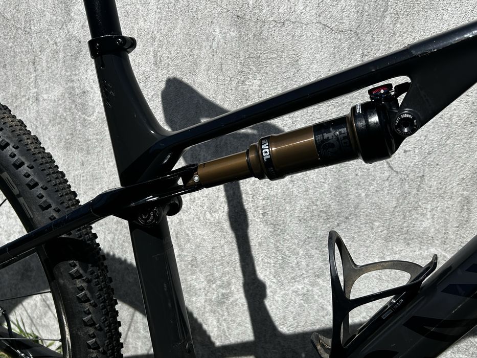 Canyon Lux SLX (tamanho M)