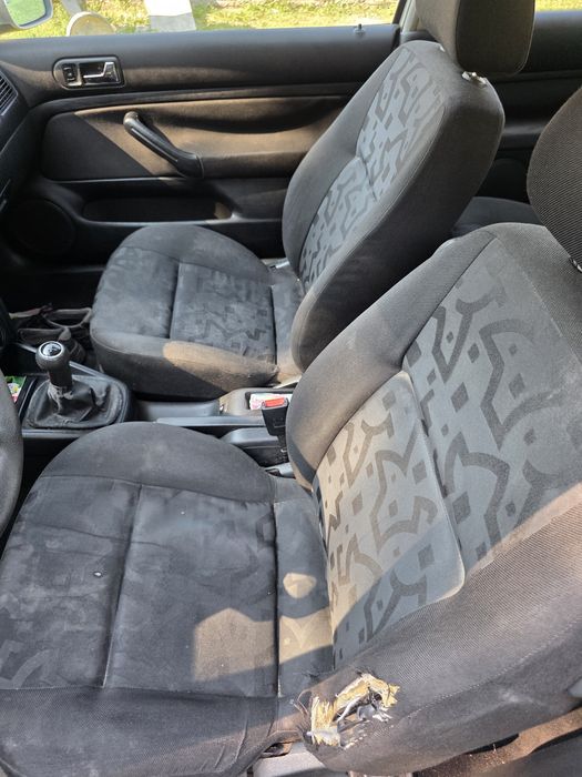 Volkswagen Golf IV 1999 rok 1.4