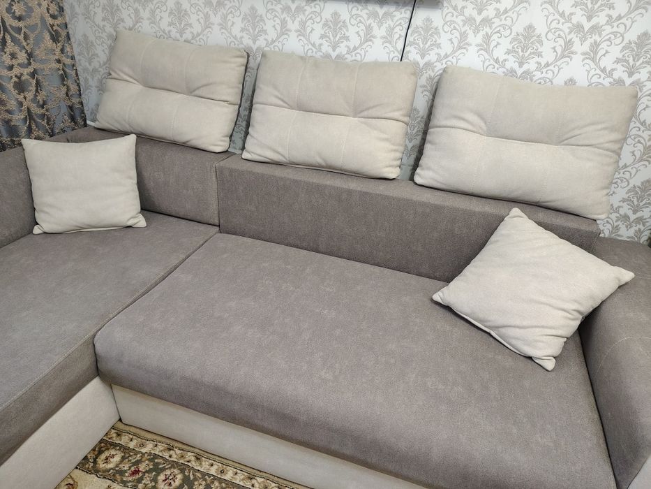 Продам кутовий диван Недорого!