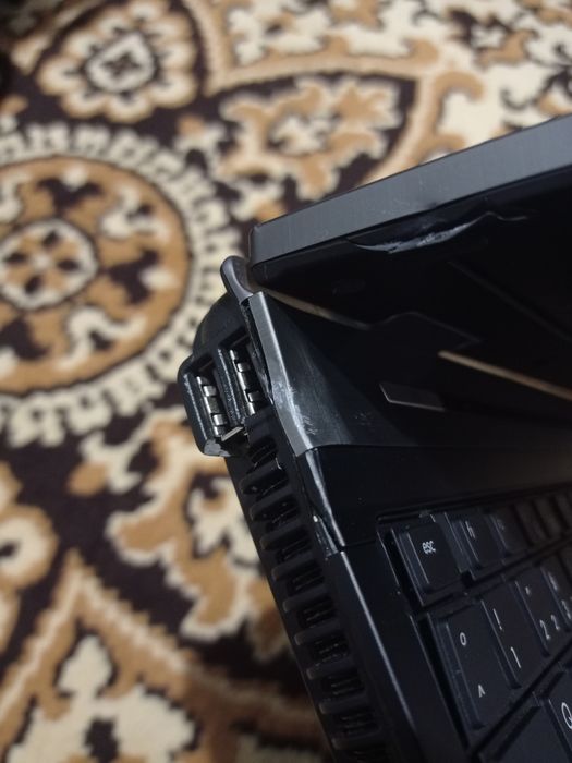 Ноутбук i7 hp  EliteBook 8540w робочий