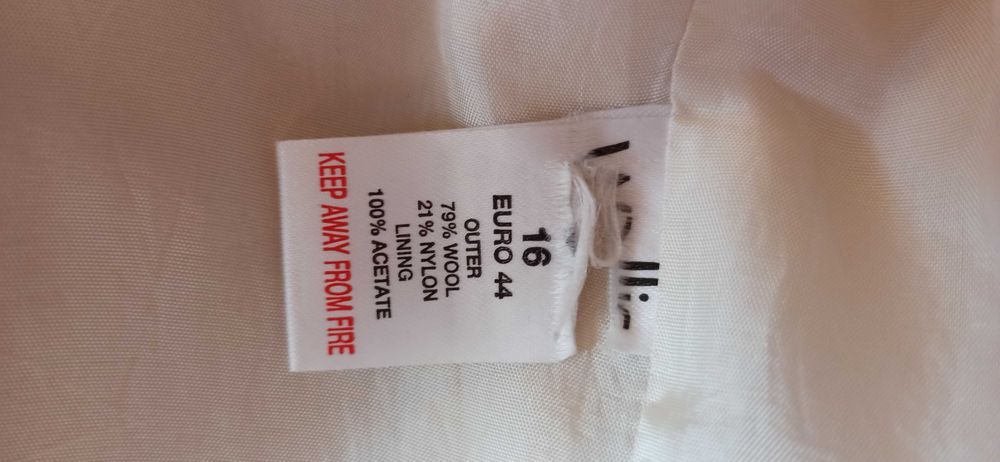 Płaszcz damski wełniany