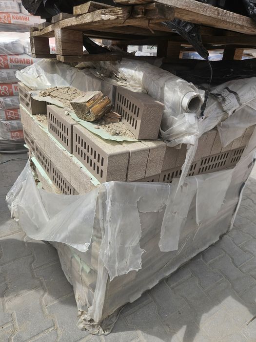 Cegła klinkierowa po 50gr 1szt