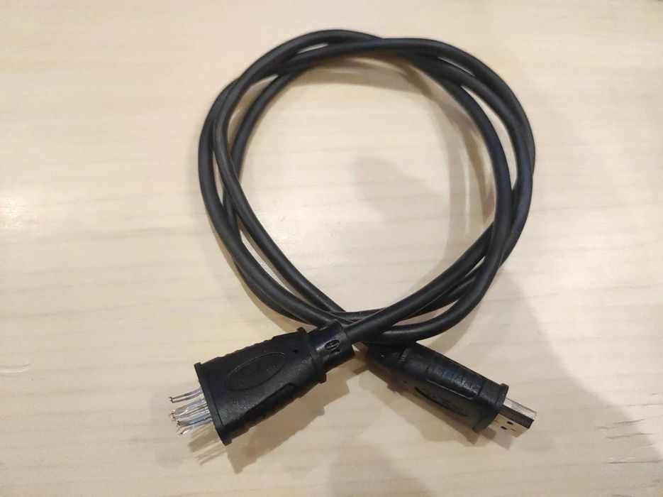 Кабель HDMI-HDMI 1м (один конектор пошкоджено)
