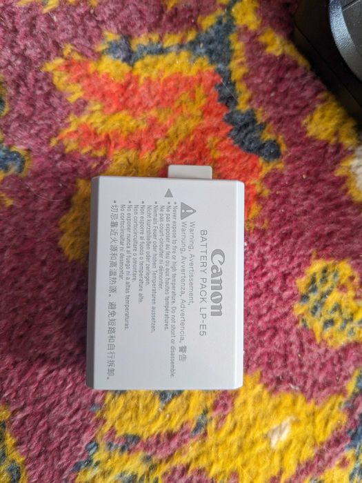 Фотоаппарт камера Canon EOS 450D