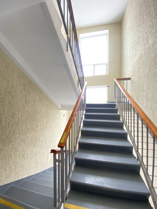 Продаж 1к квартири з ремонтом і власним паркомісцем (Газ)