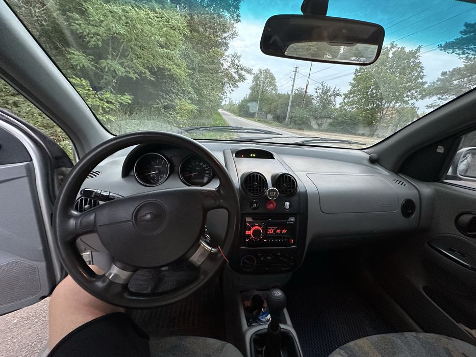Машина Chevrolet Aveo T200