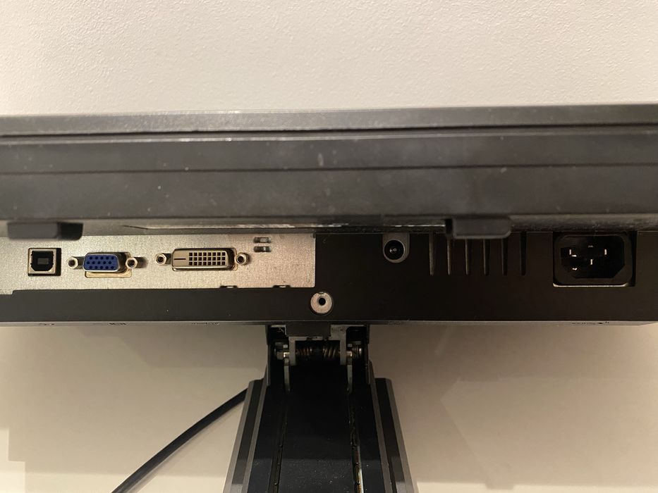 Monitor DELL około 22 cali