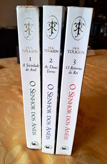 J R R Tolkien - Trilogia "O Senhor dos Anéis" - Martins Fontes BRASIL
