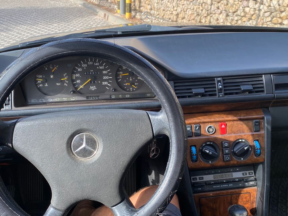 Mercedes 250 TD , W124, FAMILY-OWNED