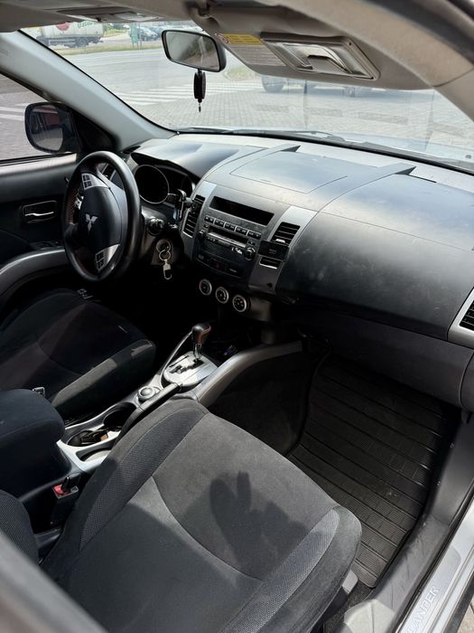 Mitsubishi Outlander 2.4 газ/бензин 4WD | 2008
