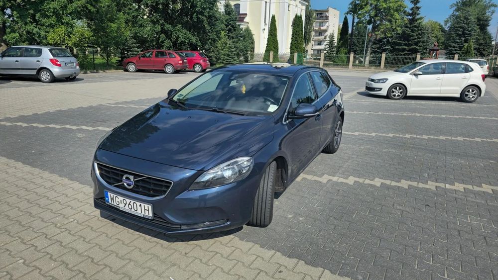 Volvo V40 Volvo V40 D4 190KM stan idealny, nowy akumulator
