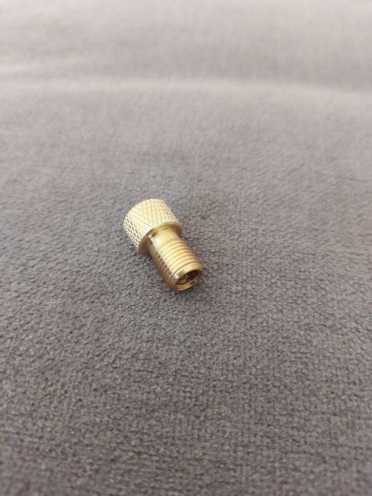 Adapter zaworu rowerowego hulajnogi PRESTA pompowanie koła kompresorem