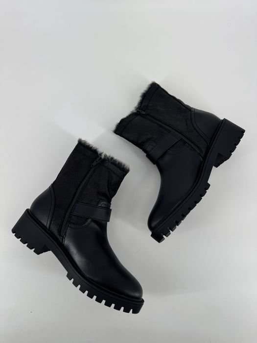 Botki kozako czarne ocieplane 39 z klamerka na jesien zime