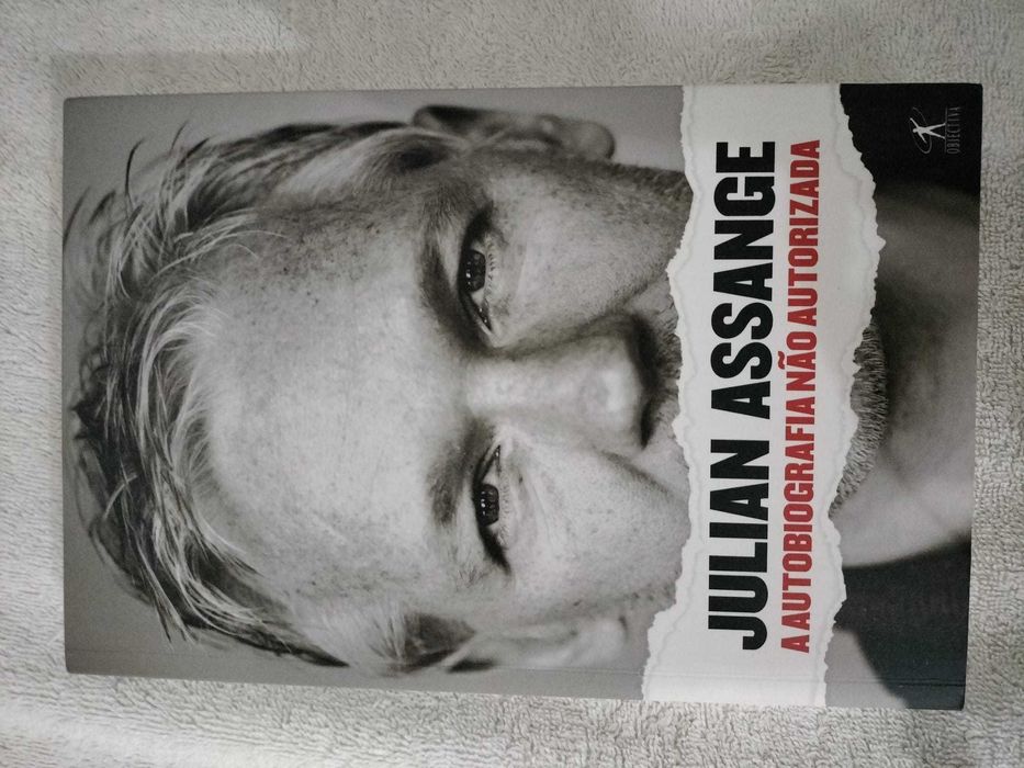 Livros de adulto/jovem adulto