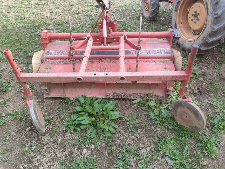 продам трактор янмар fx24d з усіма плугами і прицепом