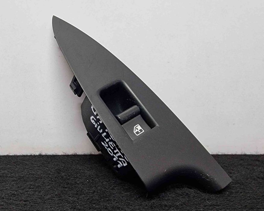 Comando / Botão / Interruptor Vidros Trás Esquerdo 156094789 - ALFA ROMEO GIULIETTA