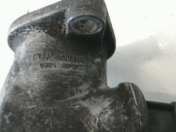 Corpo termostato / termostato OPEL Astra H Hatchback (L48)