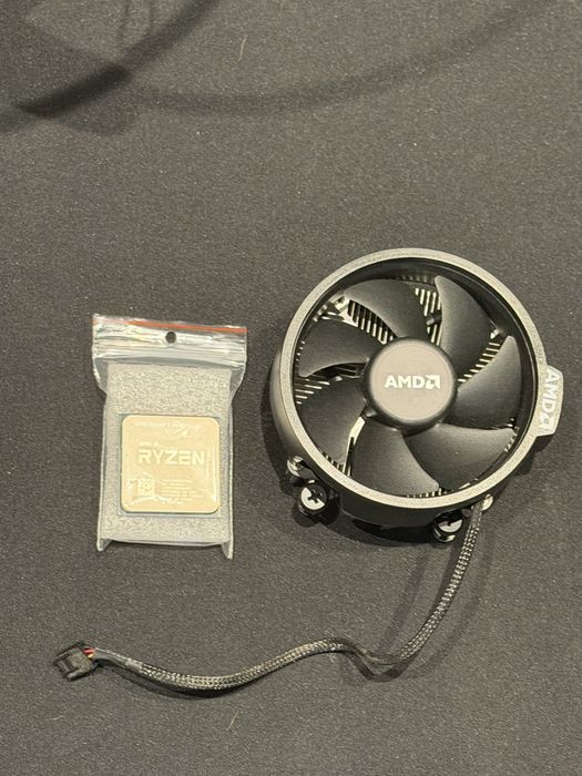 AMD Ryzen 5 3600 6C/12T + chłodzenie AMD AM4