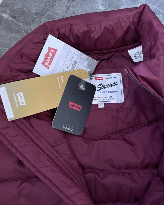 Мікропухоик  Levi’s Devin Down Packable Puffer (оригінал ) М