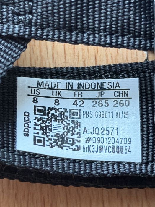 Нові сандалі Adidas TERREX